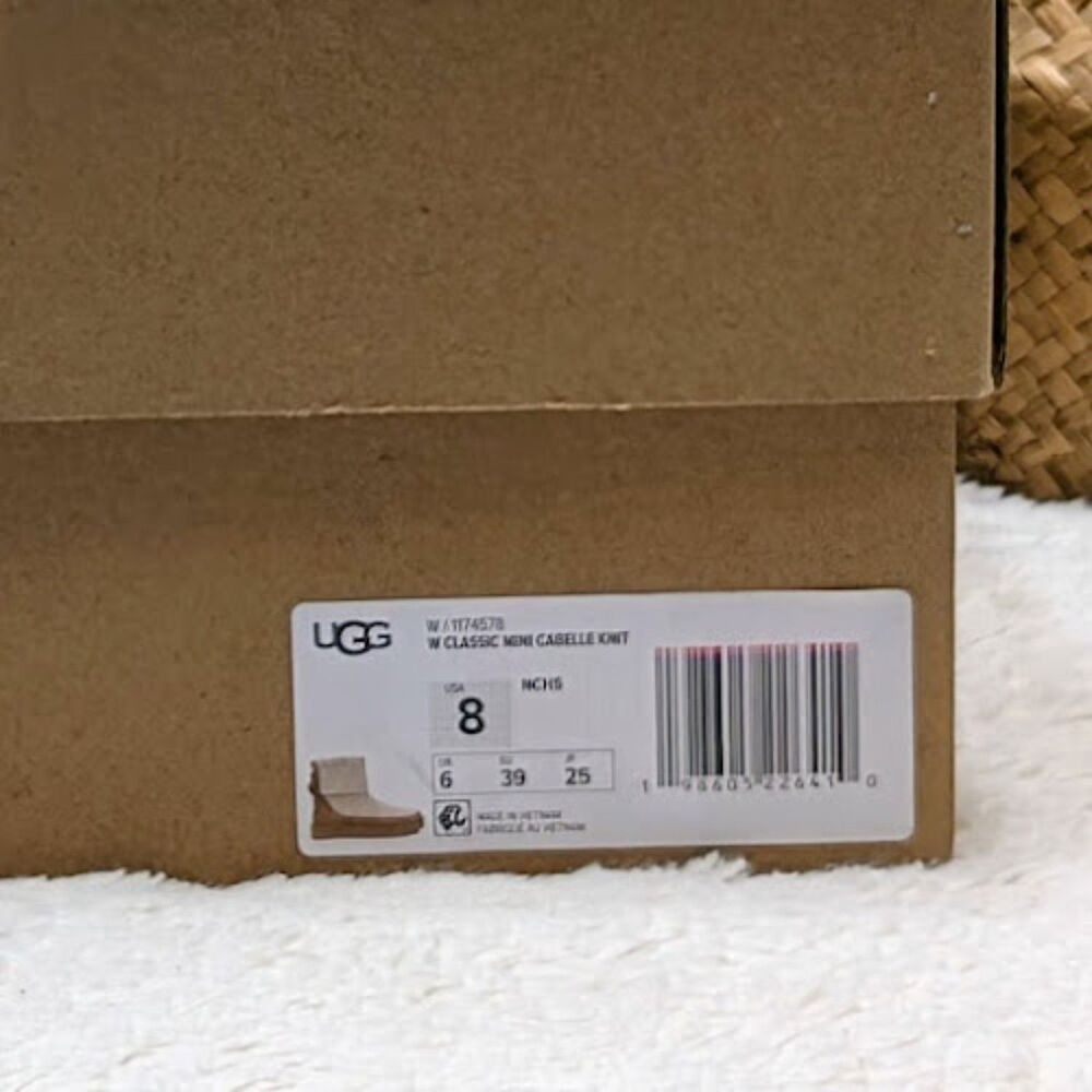 UGG Natural Chestnut Classic Mini Cabelle Knit Suede Leather Boots Women's 8 NIB - Picture 12 of 14